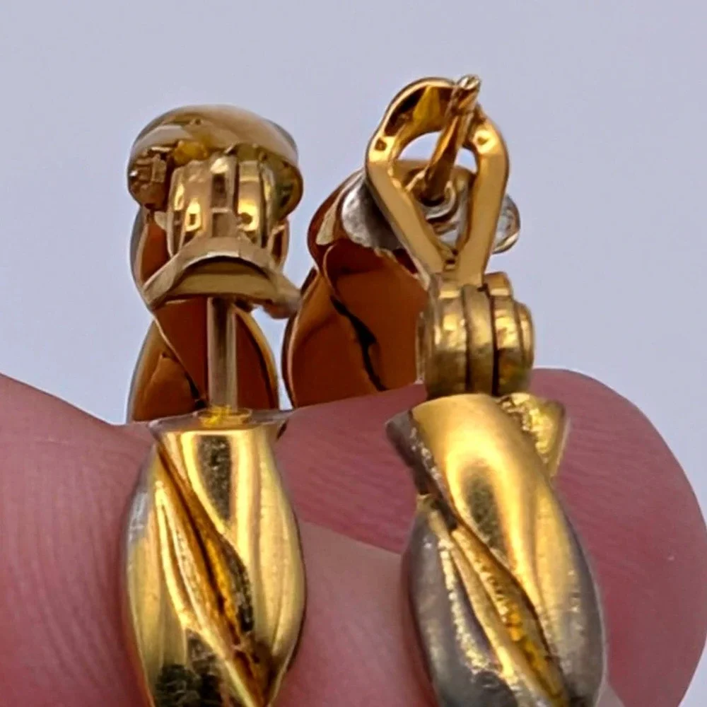 Vintage Monet Gold Tone Twisted Rope Hoop Earrings Signed Pat Pend 1.25 Inch